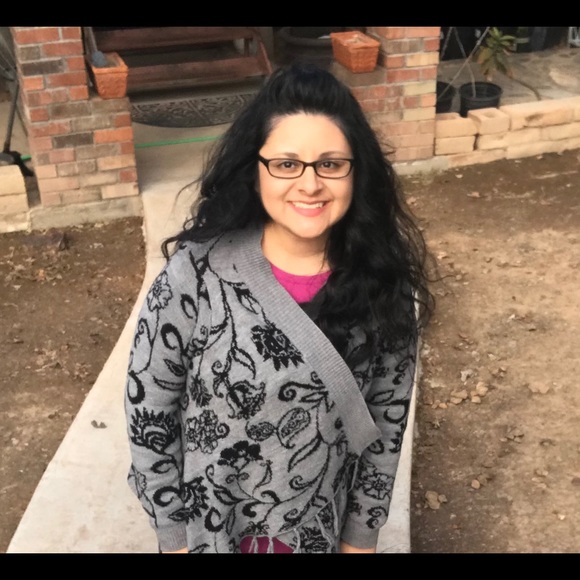 WELCOME!! 😊👗👚👡👟👜👠 - Picture 5 of 7